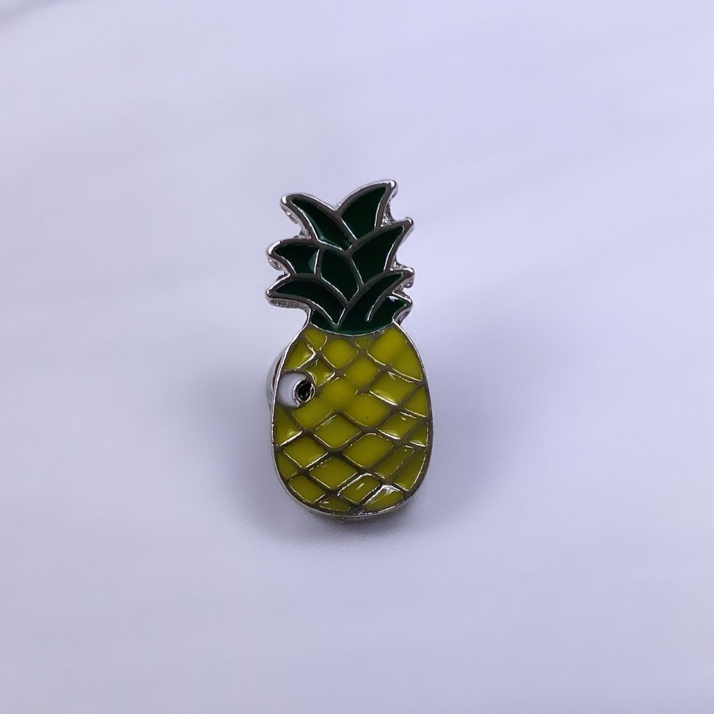 Kawaii Pineapple 🍍 Enamel Pin/ Brooch